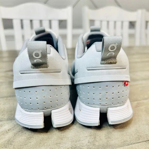 ON Cloud Terry 5 Silver/Grey Woman Running Shoes Size 9.5 - Picture 6 of 7